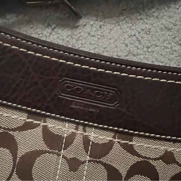 COACH VINTAGE PURSE! ✨ - Picture 3 of 4